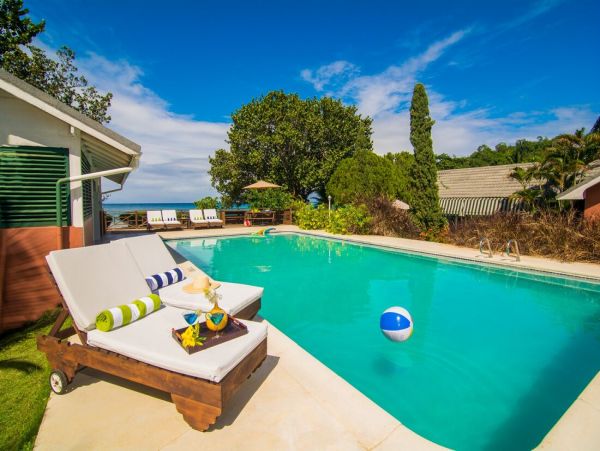 Jamaica Home 960767