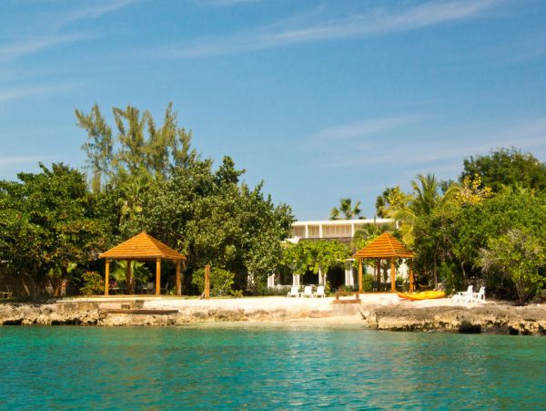 Jamaica Home 960772