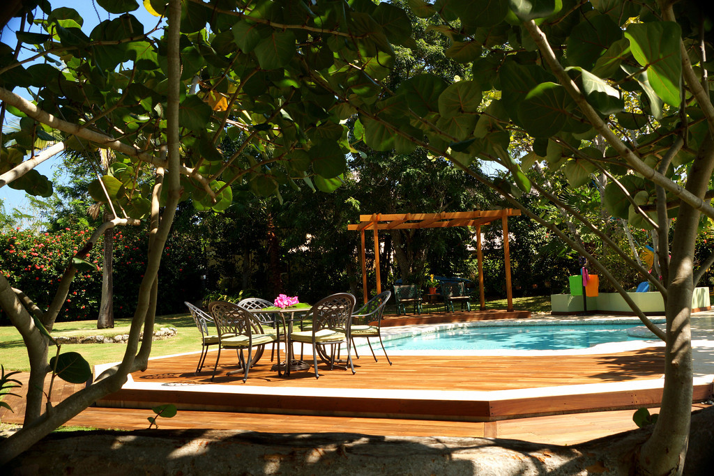 Jamaica Home 960772