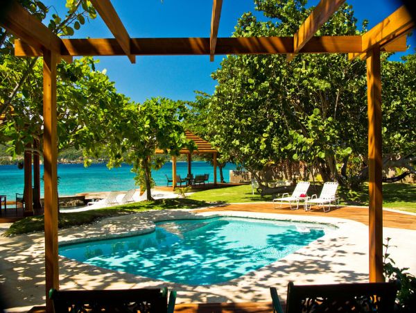 Jamaica Home 960774