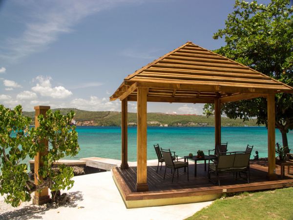 Jamaica Home 960778