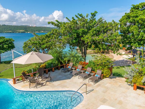Jamaica Home 960781