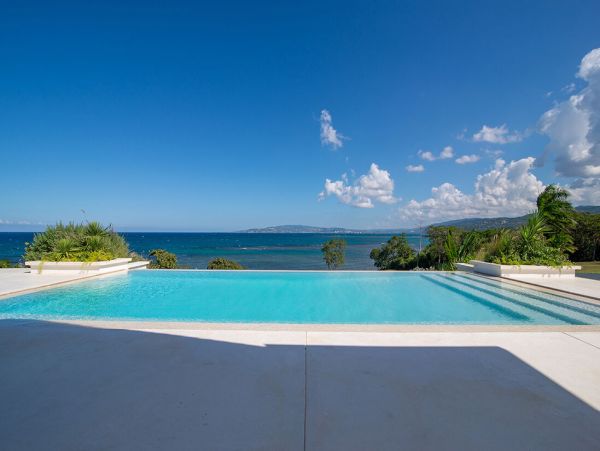 Jamaica Home 960788