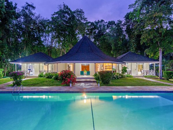 Jamaica Home 960795