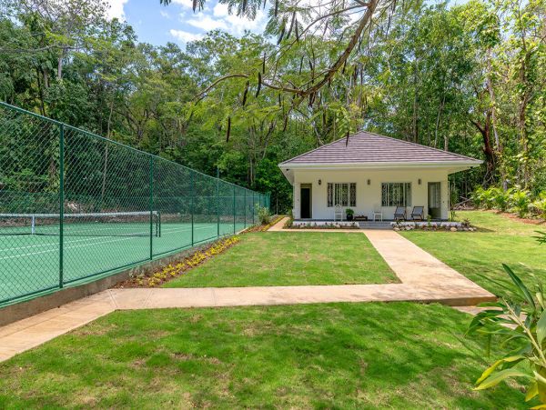 Jamaica Home 960795