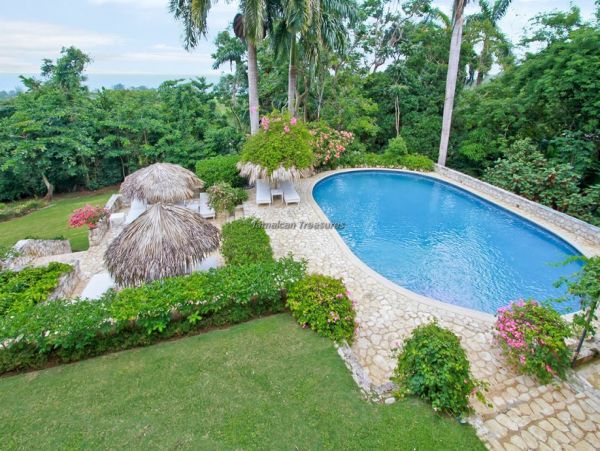 Jamaica Home 960802