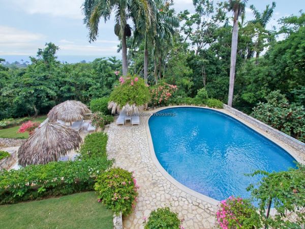 Jamaica Home 960802