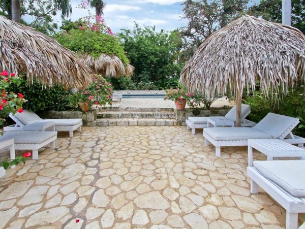 Jamaica Home 960802