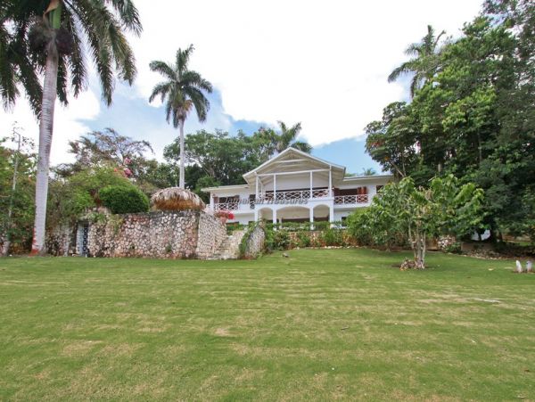 Jamaica Home 960802