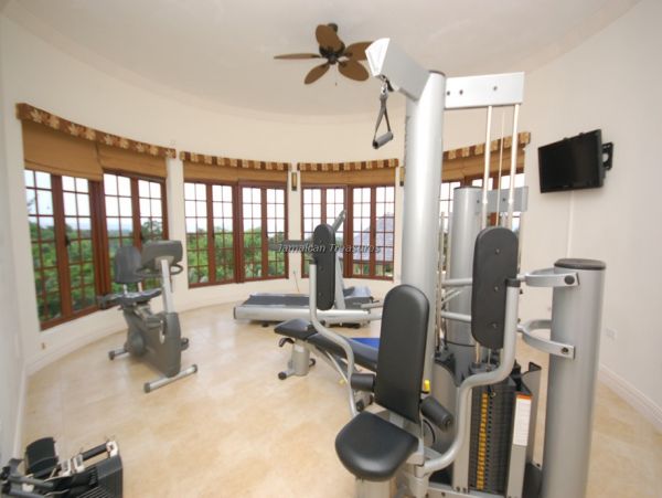Jamaica Home 960805