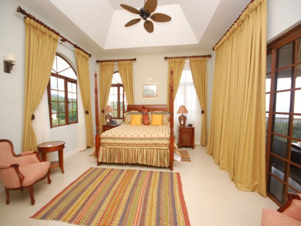 Jamaica Home 960805