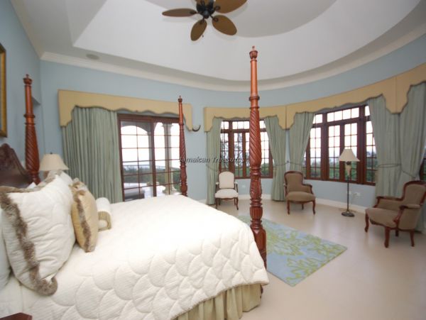 Jamaica Home 960805