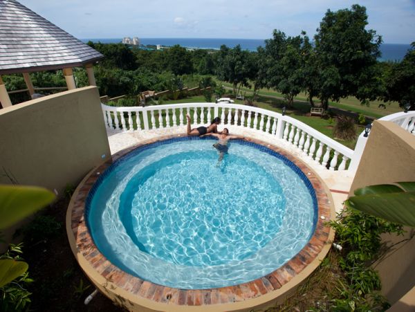 Jamaica Home 960805