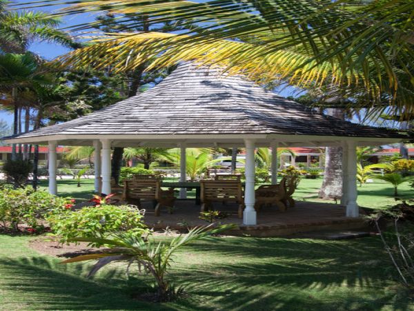 Jamaica Home 960808