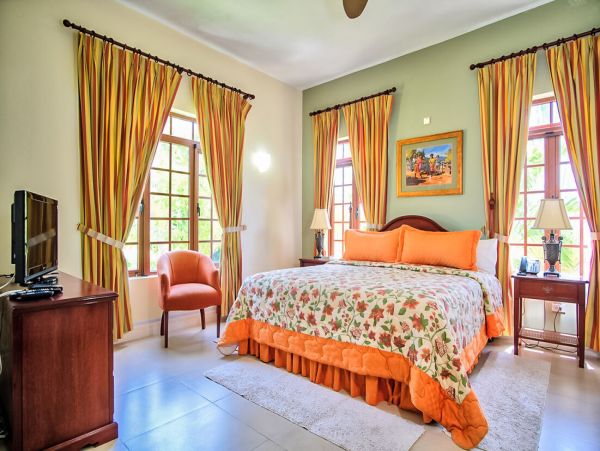 Jamaica Home 960809