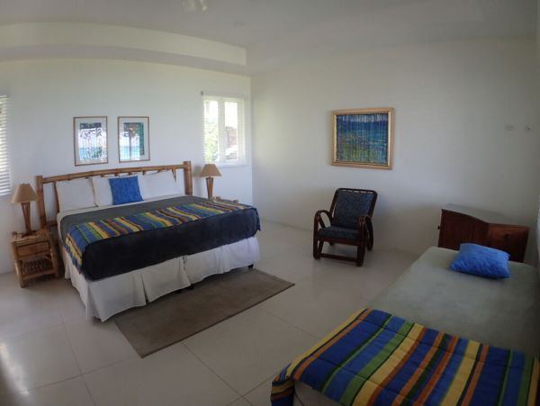 Jamaica Home 960810