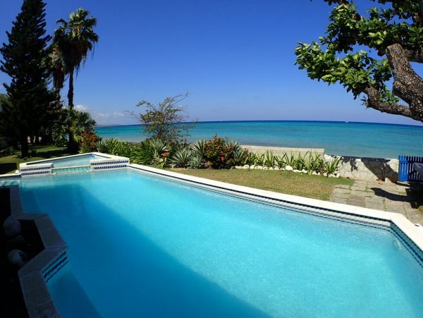 Jamaica Home 960810