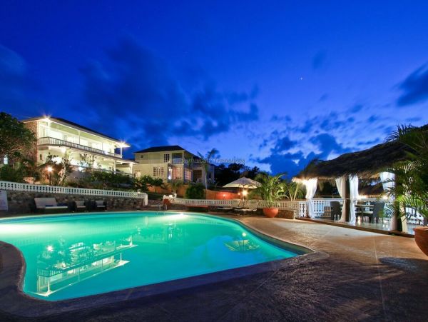 Jamaica Home 960815