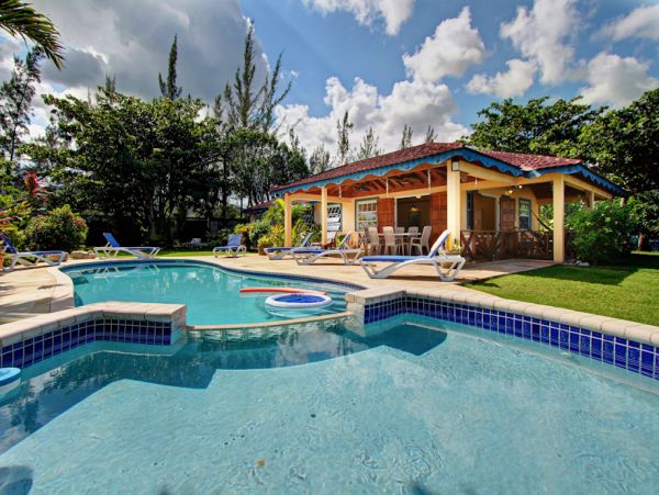 Jamaica Home 960818