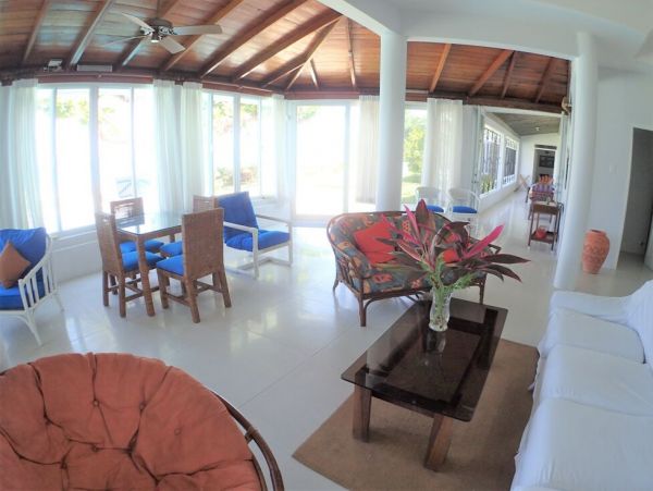 Jamaica Home 960818