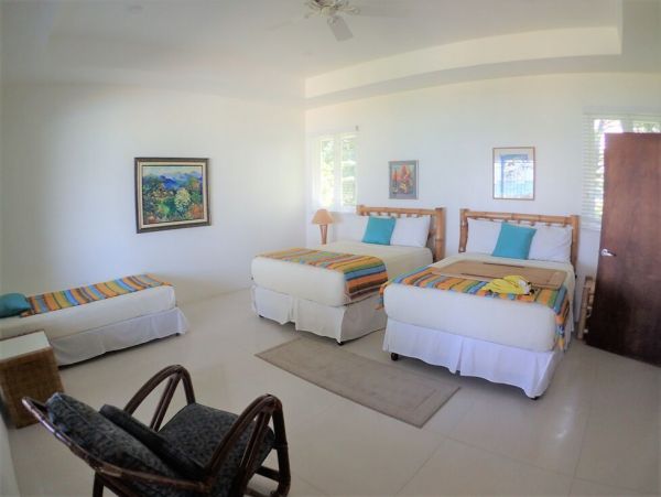 Jamaica Home 960818