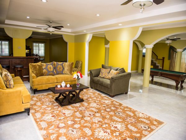 Jamaica Home 960827