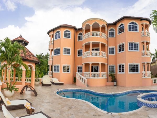 Jamaica Home 960829