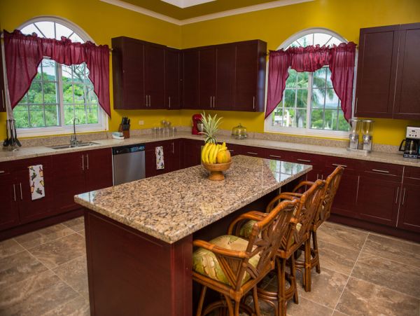 Jamaica Home 960829