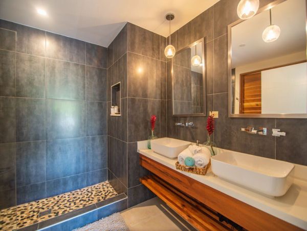Luxury Four Bedroom Jamaica Villa Rental with Pool, Jacuzzi & Staff