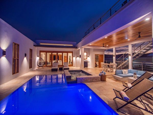 Luxury Four Bedroom Jamaica Villa Rental with Pool, Jacuzzi & Staff
