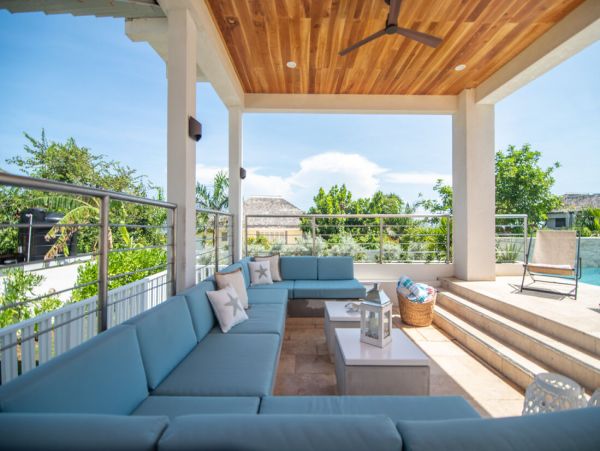 Luxury Four Bedroom Jamaica Villa Rental with Pool, Jacuzzi & Staff