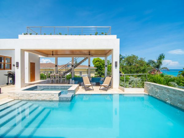 Luxury Four Bedroom Jamaica Villa Rental with Pool, Jacuzzi & Staff