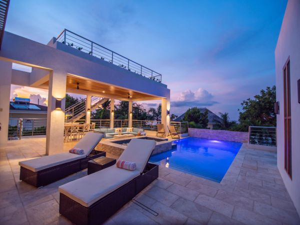 Luxury Four Bedroom Jamaica Villa Rental with Pool, Jacuzzi & Staff