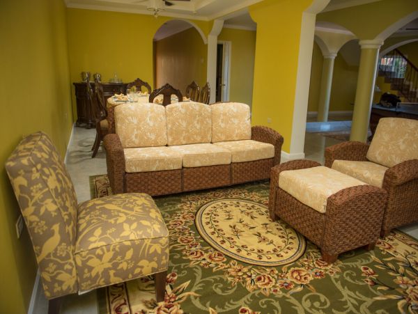 Jamaica Home 960831