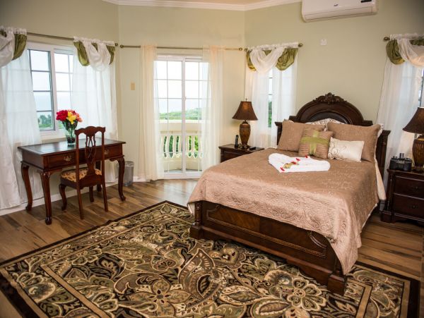 Jamaica Home 960833