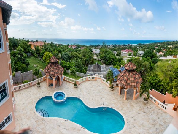 Jamaica Home 960835