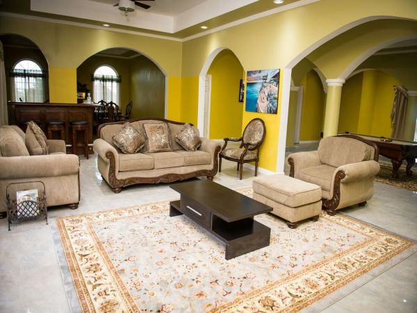 Jamaica Home 960835