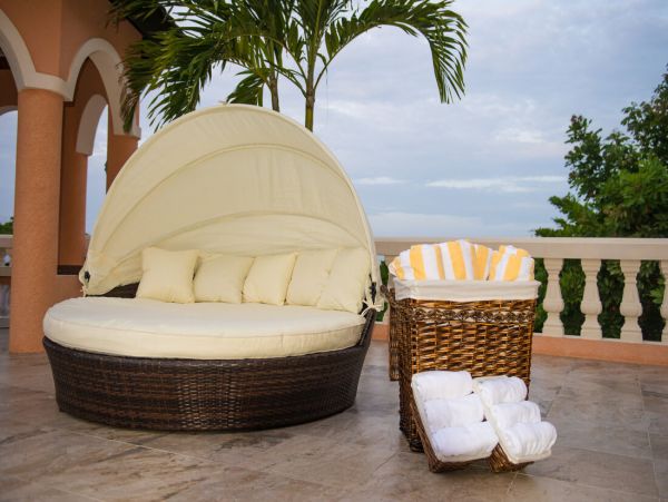 Jamaica Home 960837