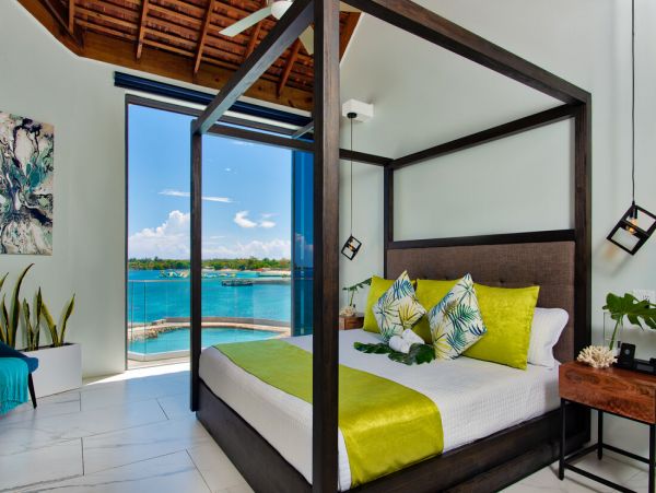 Jamaica Home 960839