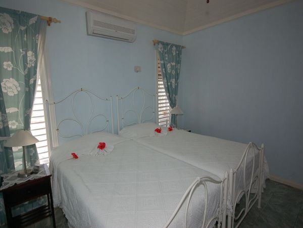 Jamaica Home 960842
