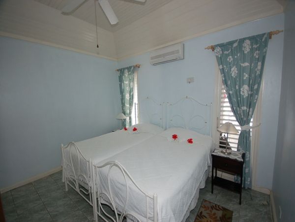 Jamaica Home 960842