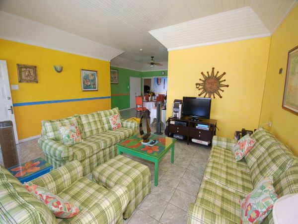 Jamaica Home 960842
