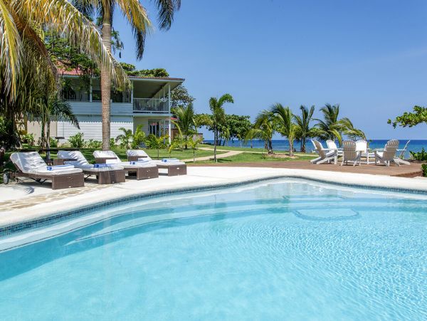 Jamaica Home 960846