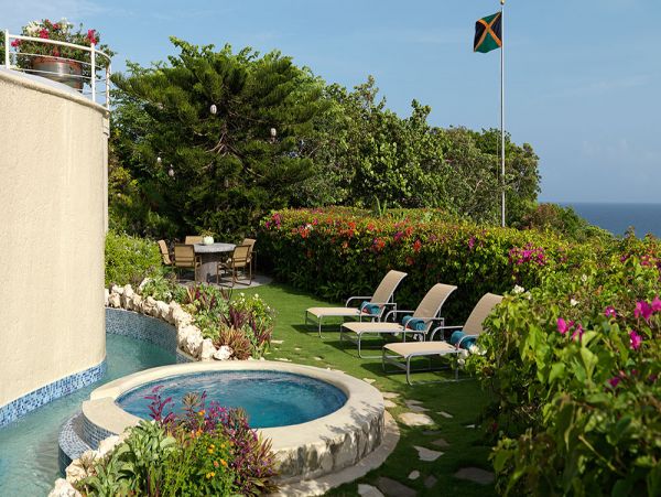 Jamaica Home 960851