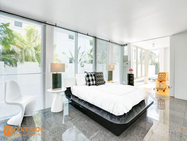 Miami Beach Home 960854
