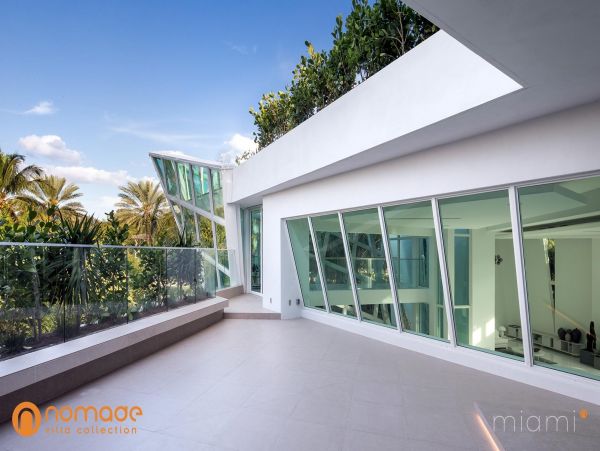 Miami Beach Home 960860