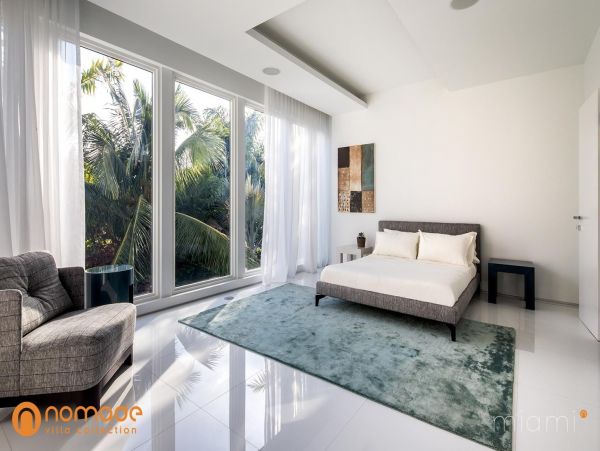 Miami Beach Home 960860