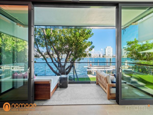 Miami Beach Home 960864