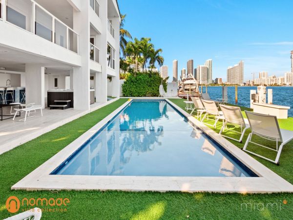 Miami Beach Home 960870