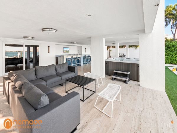 Miami Beach Home 960870